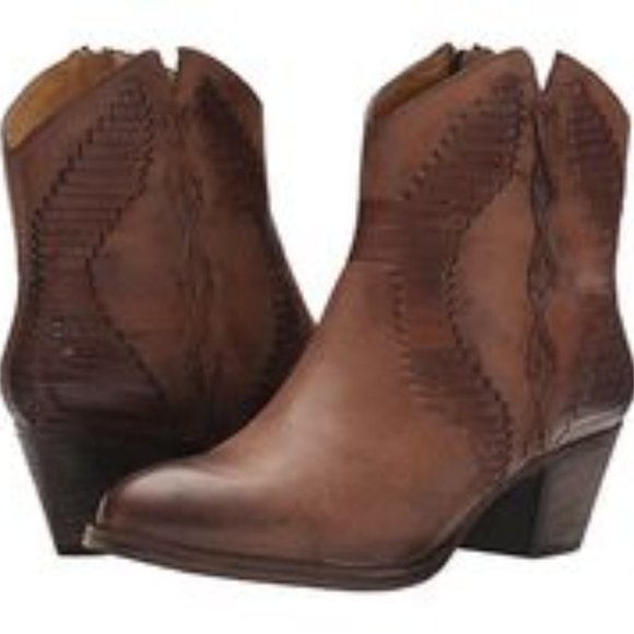 Frye Shoes - FRYE Isa Whipstich Cognac Leather Boots Size 8